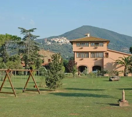 Agriturismo Il Pino Κατάλυμα σε φάρμα Scarlino